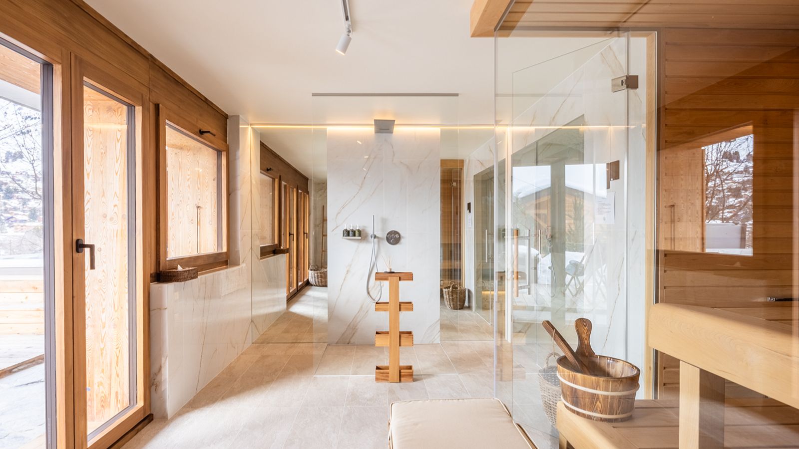 Luxury-Chalet-Verbier-Chalet Les Attelas-OxfordSki-Wellness (5).jpg