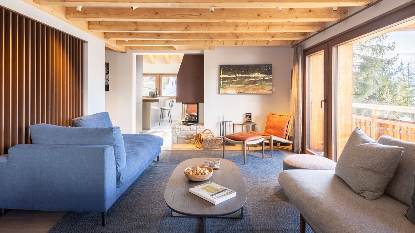 Luxury-Chalet-Verbier-Chalet Les Attelas-OxfordSki-Lounge (6).jpg