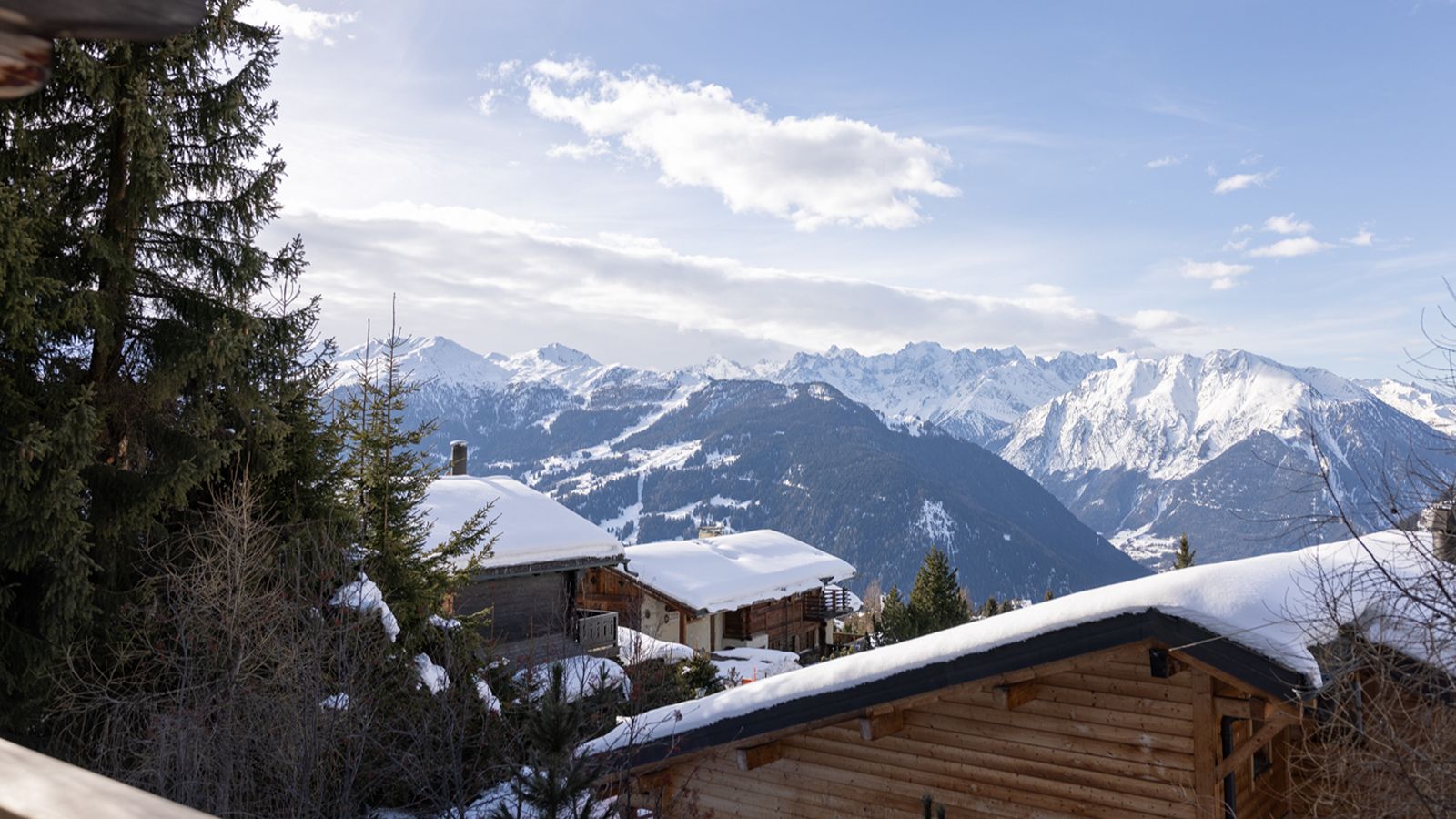 Luxury-Chalet-Verbier-Chalet Les Attelas-OxfordSki-View (2).jpg