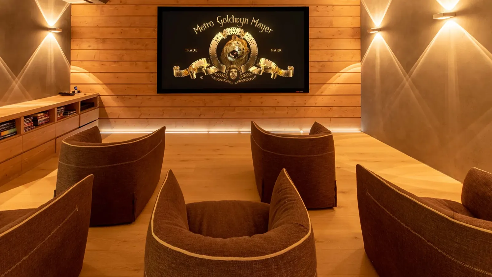 Luxury-Ski-Chalet-Chalet le Nolde-Oxford ski Company- Cinema room.jpg