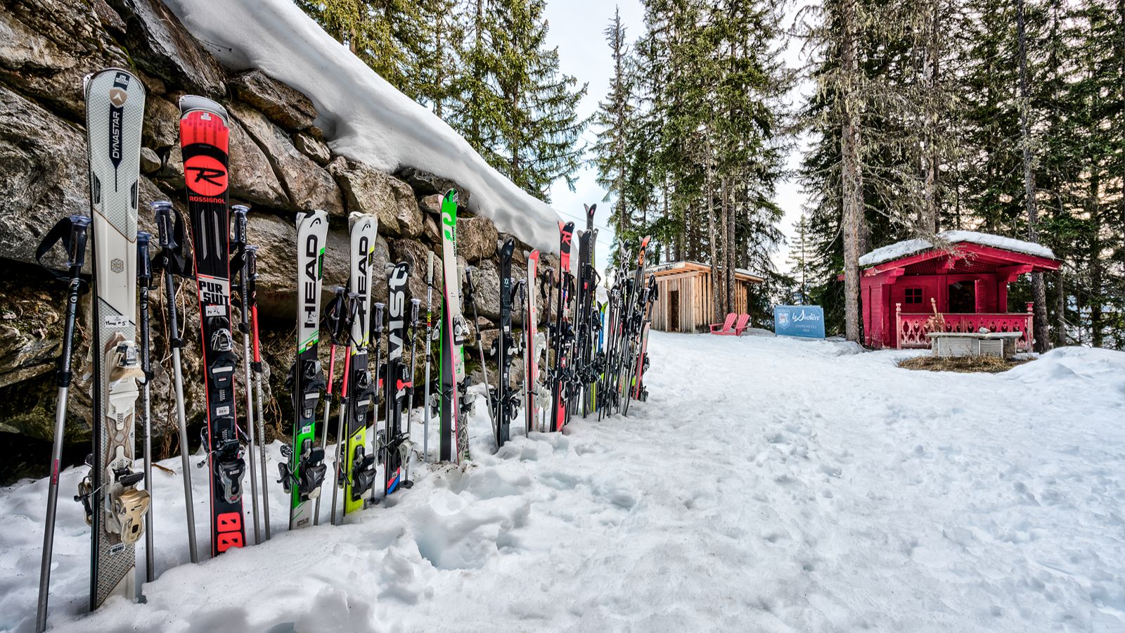 Luxury-Ski-Apartment- La Sivoliere-Oxford Ski-ski-in ski-out access.jpg