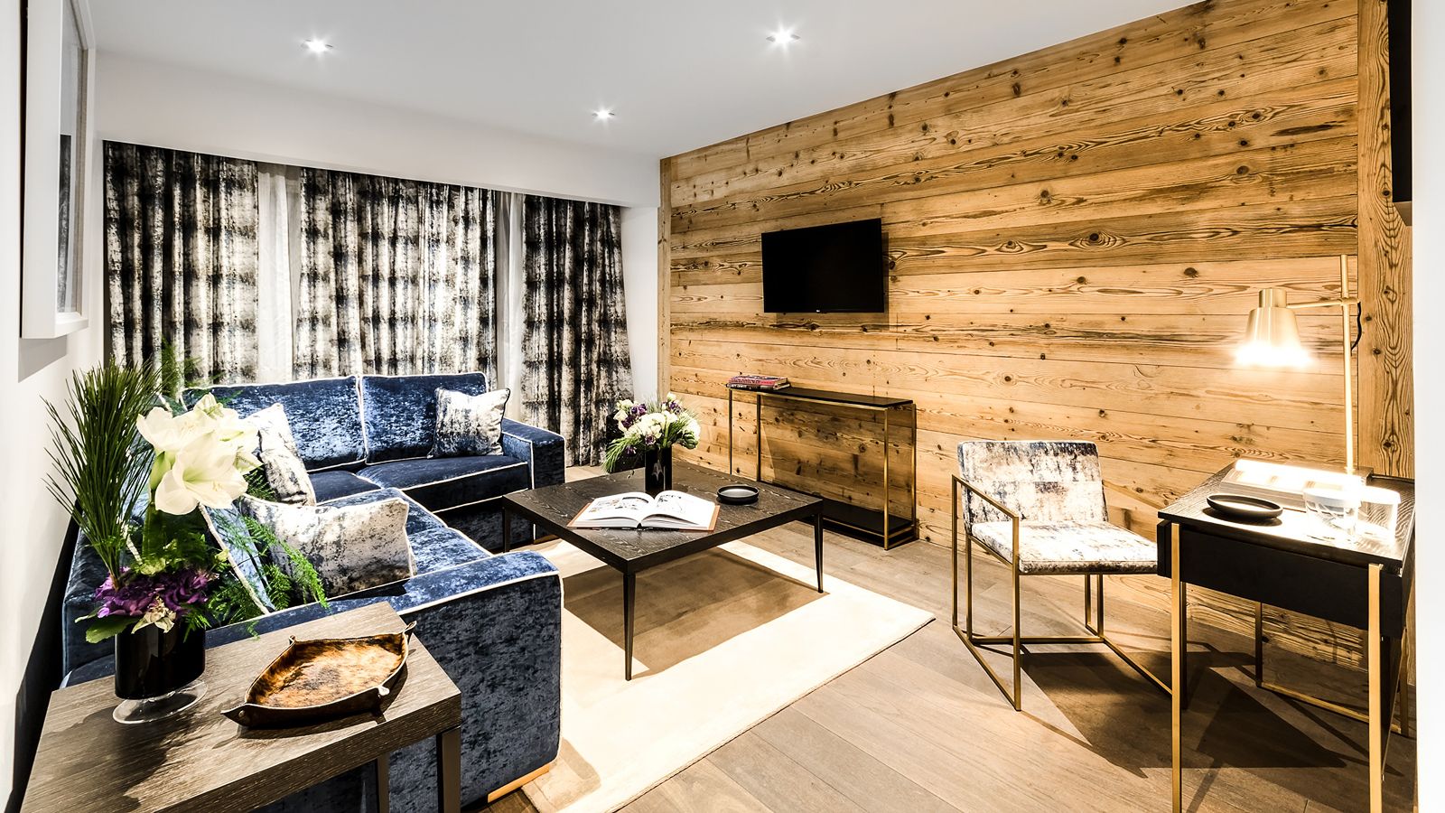 Luxury-Ski-Apartment- La Sivoliere-Oxford SkiSuperior Suite (1).jpg