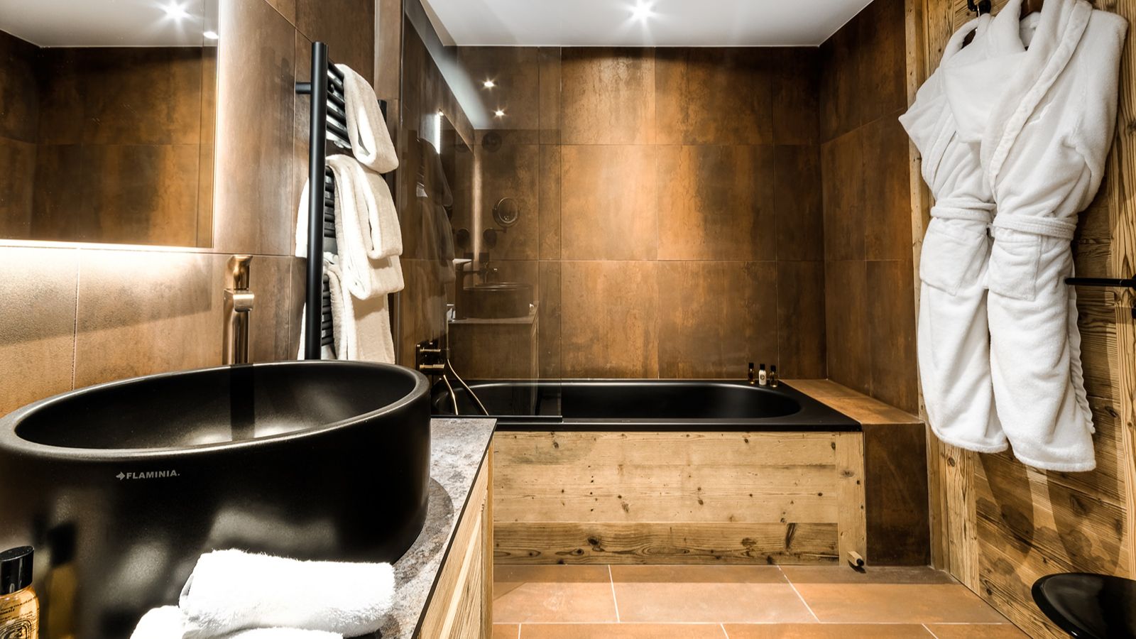 Luxury-Ski-Apartment- La Sivoliere-Oxford Ski-Superior Suite (4).jpg