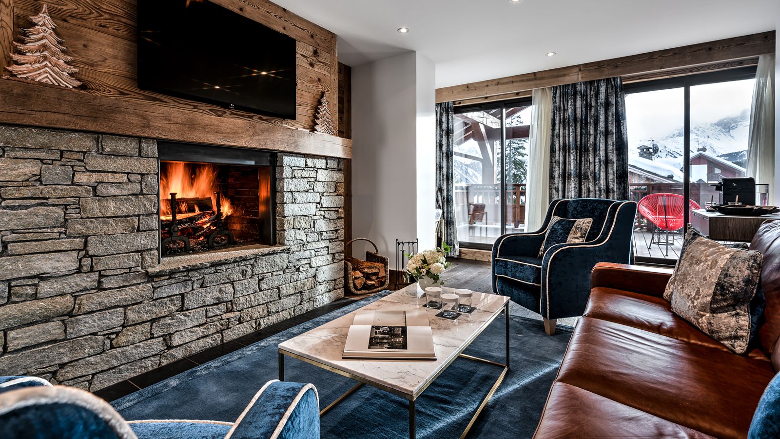 Luxury-Ski-Apartment- La Sivoliere-Oxford Ski-2-bedroom suite (3).jpg