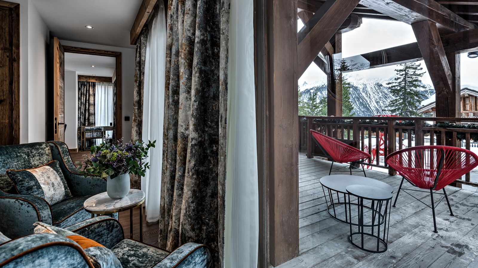 Luxury-Ski-Apartment- La Sivoliere-Oxford Ski-2-bedroom suite (10).jpg