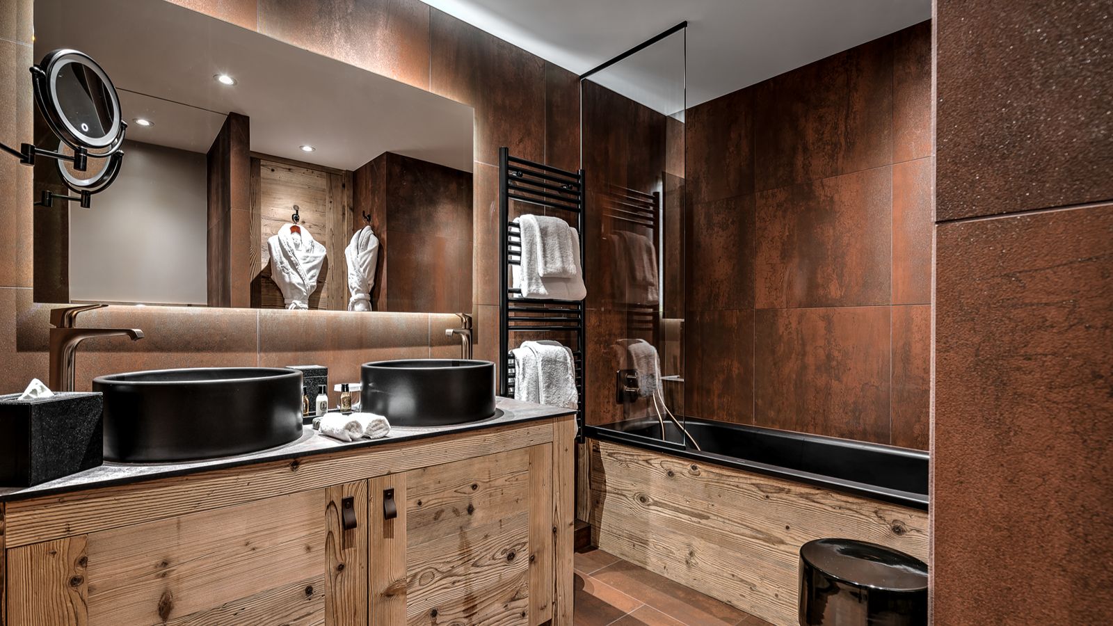 Luxury-Ski-Apartment- La Sivoliere-Oxford Ski-2-bedroom suite (11).jpg