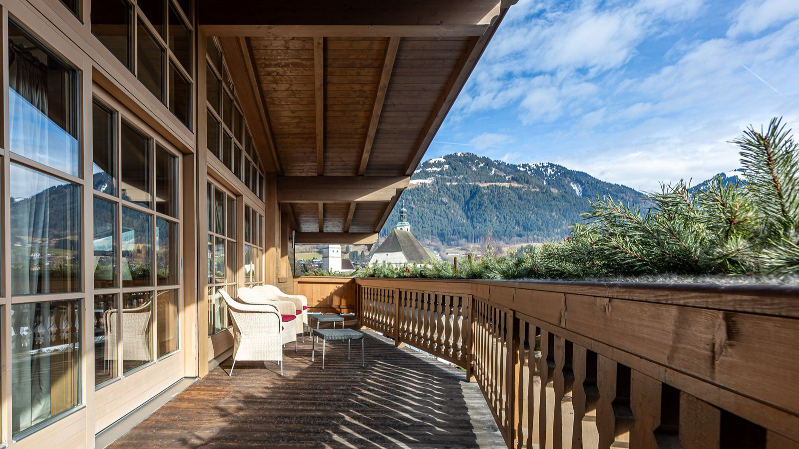 Luxury-Ski-Chalet- Kitzbhel-Apartment Tyrolia - Oxford Ski- Balcony.jpg