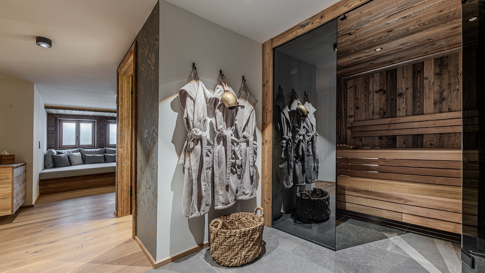 Luxury-Ski-Chalet-Kitzbuhel-Chalet-Aschbach-Oxford-ski-Company-Sauna (2).jpg