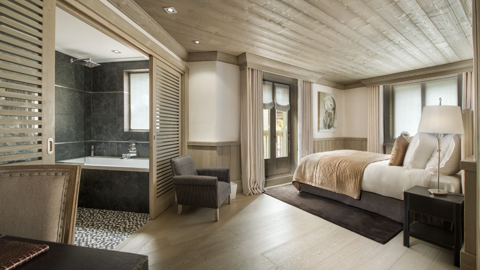 Luxury-Ski-Chalet -Val d′Isere-White Pearl - Oxford Ski Company-Bedroom 2.jpg