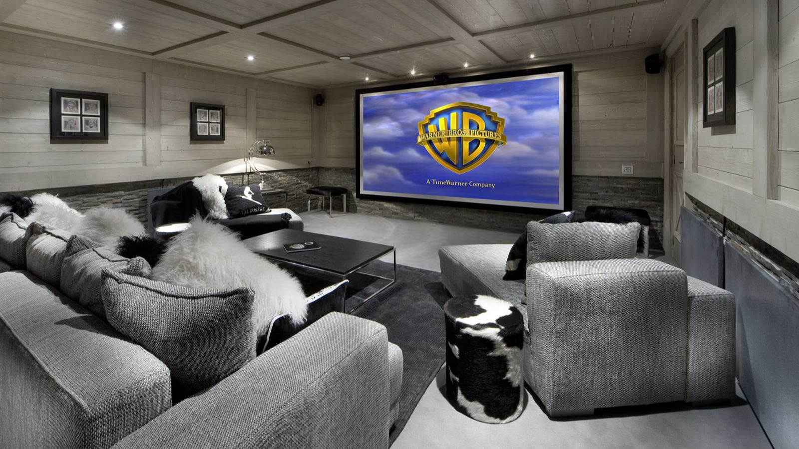 Luxury-Ski-Chalet -Val d′Isere-White Pearl - Oxford Ski Company- Cinema.jpg