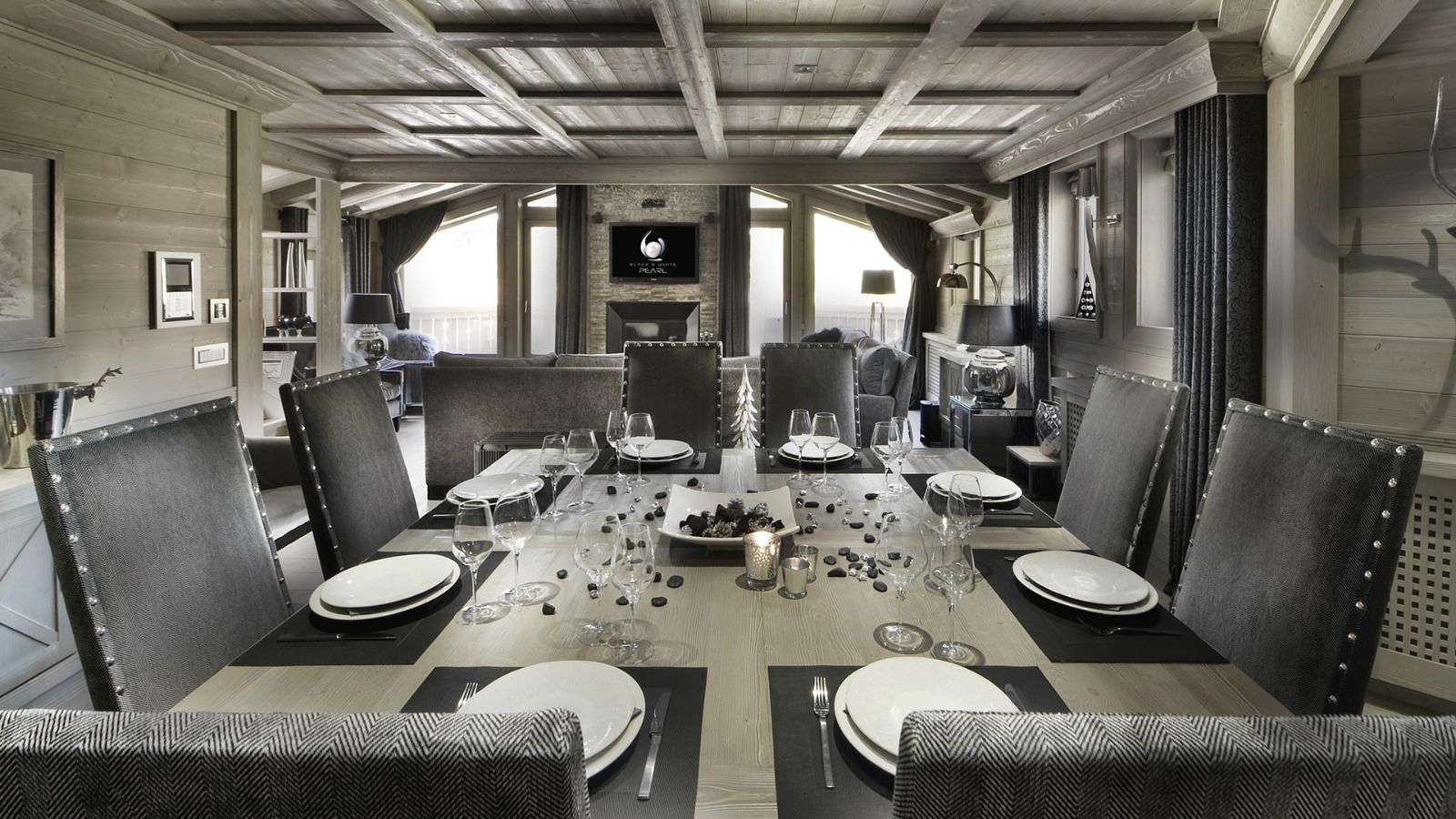 Luxury-Ski-Chalet -Val d′Isere-Black Pearl - Oxford Ski Company- Dining.jpg