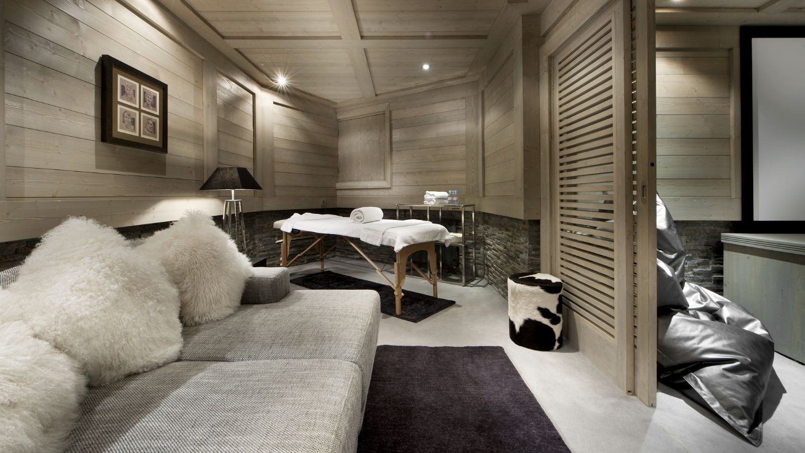 Luxury-Ski-Chalet -Val d′Isere-Black Pearl - Oxford Ski Company- Massage room.jpg