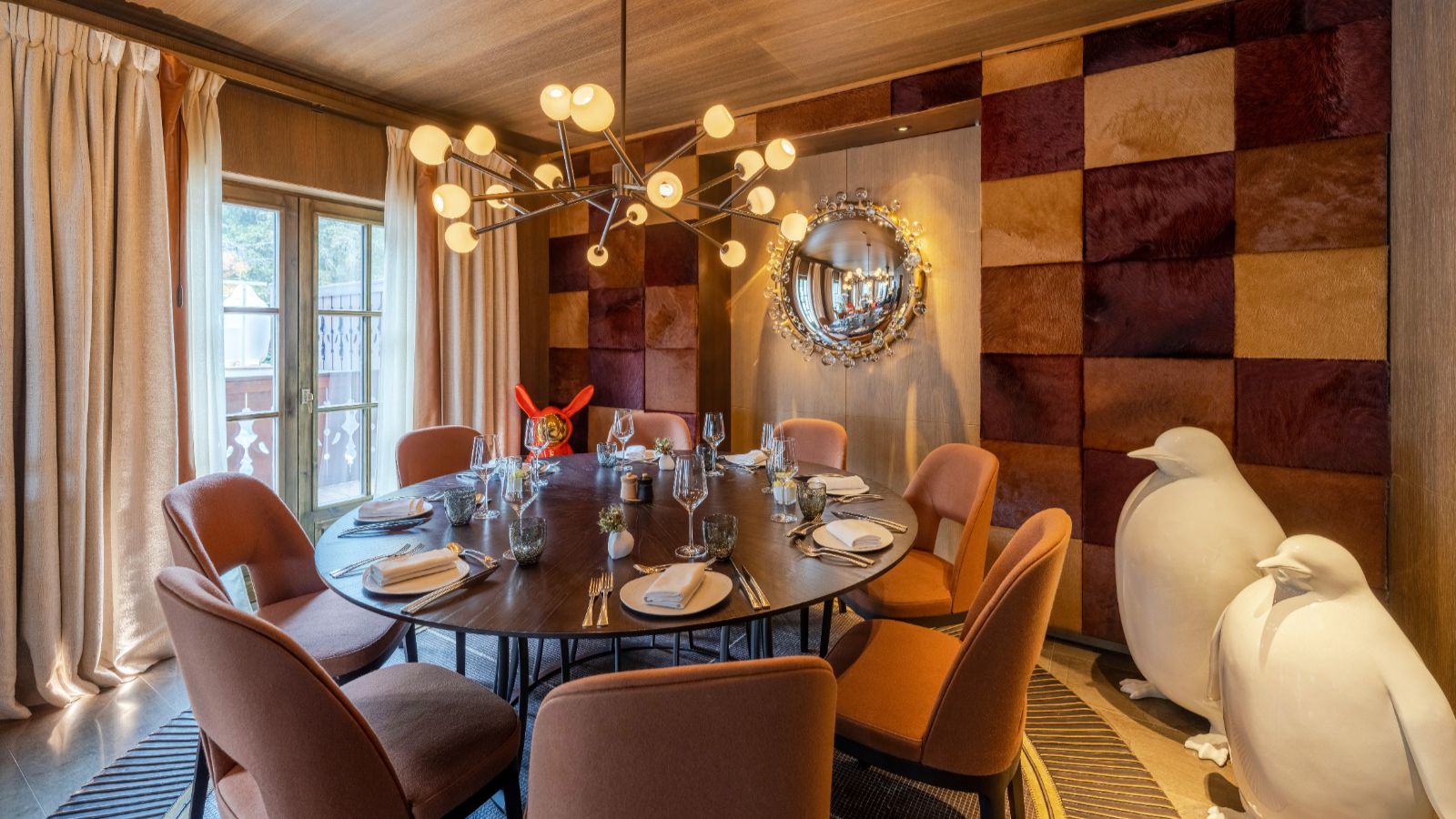 Luxury-Ski- Courchevel1850-Le Chalet Cheval Blanc-Oxford Ski Company-Dining.jpg