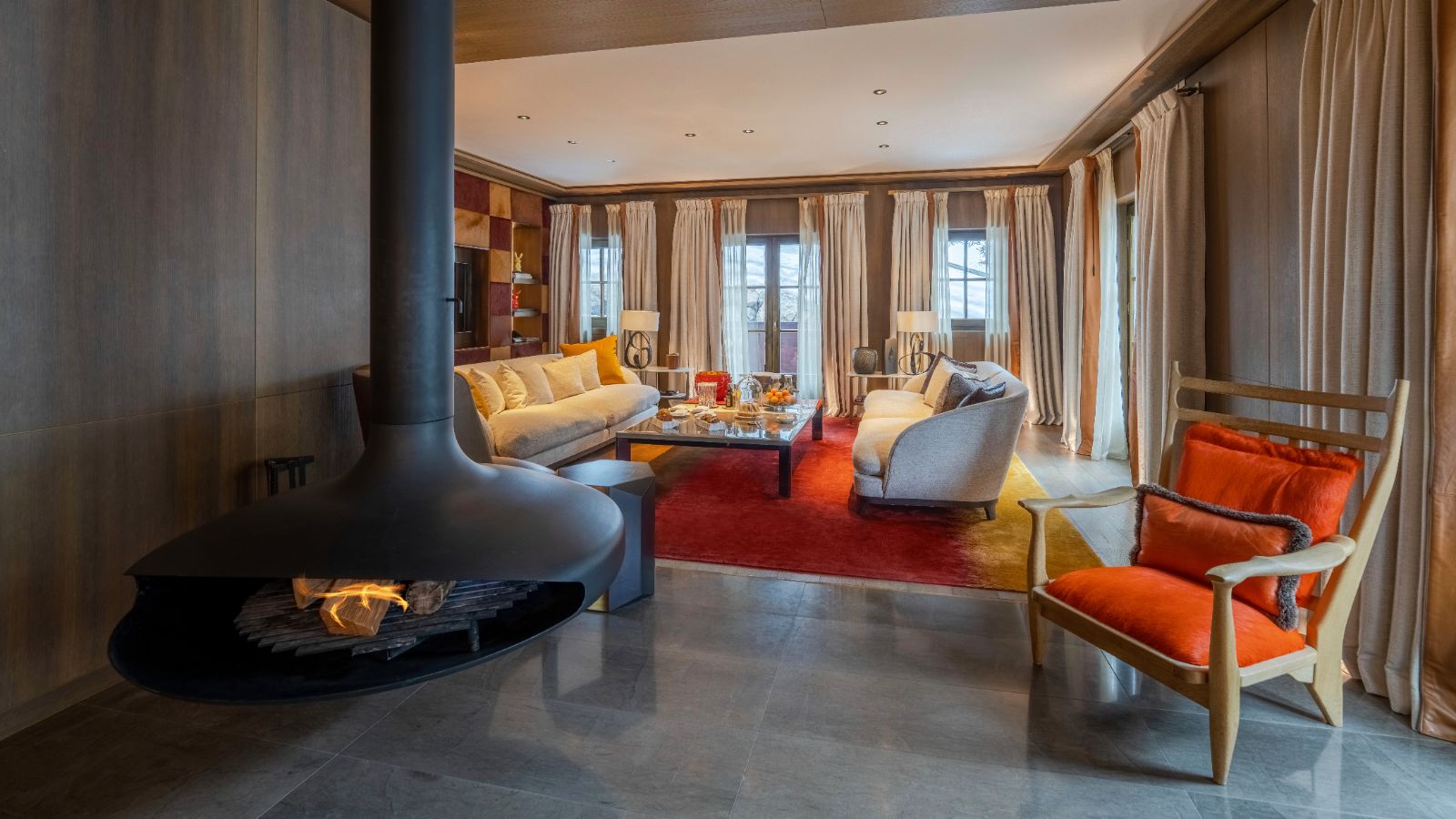 Luxury-Ski- Courchevel1850-Le Chalet Cheval Blanc-Oxford Ski Company-Living (2).jpg