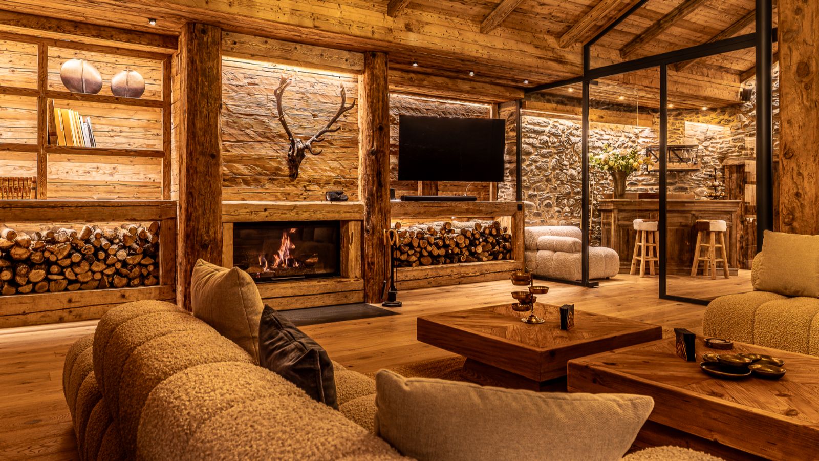 Luxury-Ski-Andorra-Xalet Valira-Oxford-Ski-Company- Lounge (3).jpg
