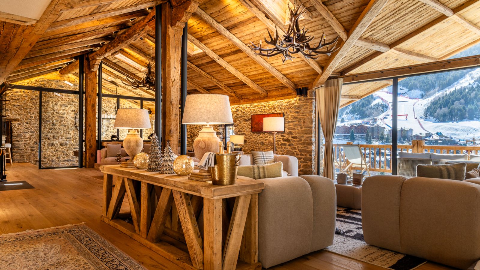Luxury-Ski-Andorra-Xalet Valira-Oxford-Ski-Company- Lounge (4).jpg
