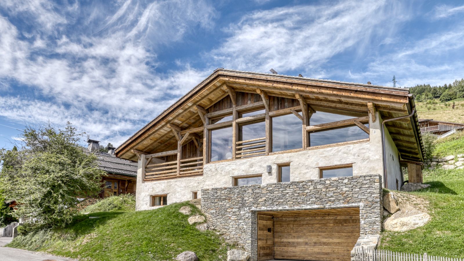 Luxury-Ski-Megève-Chalet Etoile du Nord-Oxford Ski Compnay-Chalet.jpg