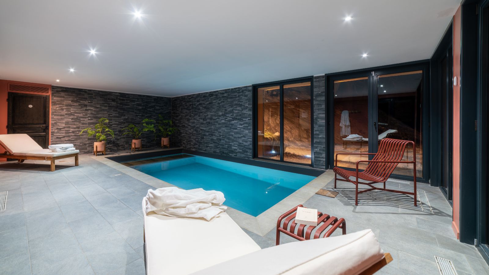 Luxury-Ski-Chalet-Chalet-du-Bois-Melay-LaPlagne-Oxford-Ski-Company-Pool (3).jpg