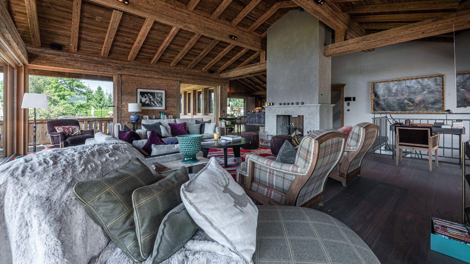 Luxury-Ski-Chalet-Kitzbuhel-Chalet-Schwarzsee-Oxford-Ski-Lounge.jpg