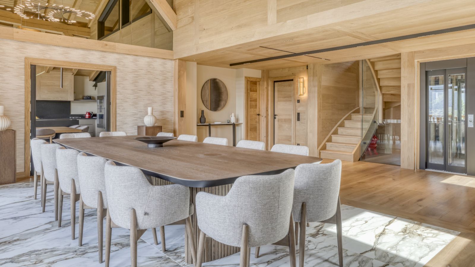 Luxury-Ski-Megeve-Chalet Oliver-Oxford-Ski-Company-Dining.jpg
