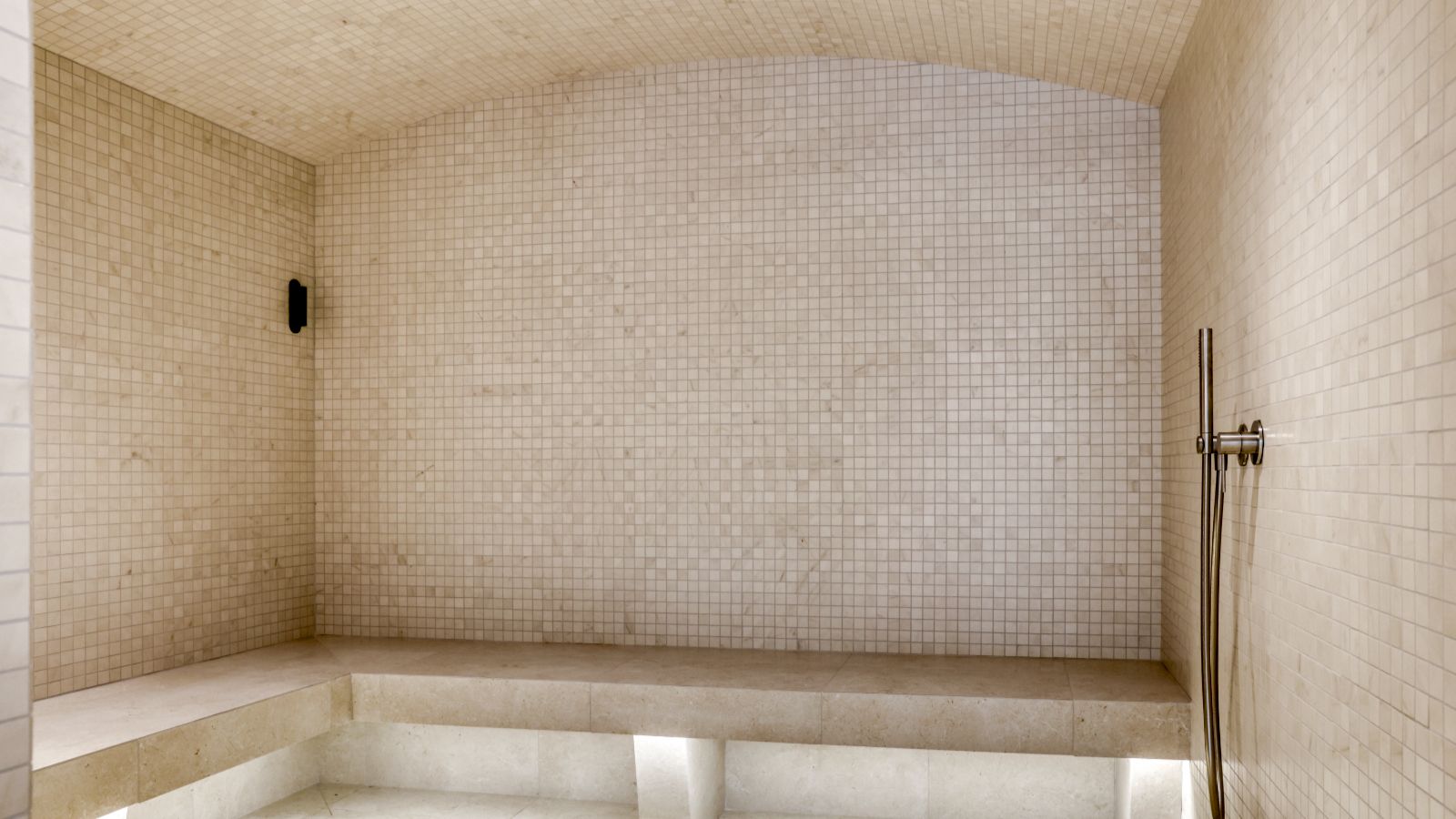 Luxury-Ski-Megeve-Chalet Oliver-Oxford-Ski-Company-Hammam.jpg