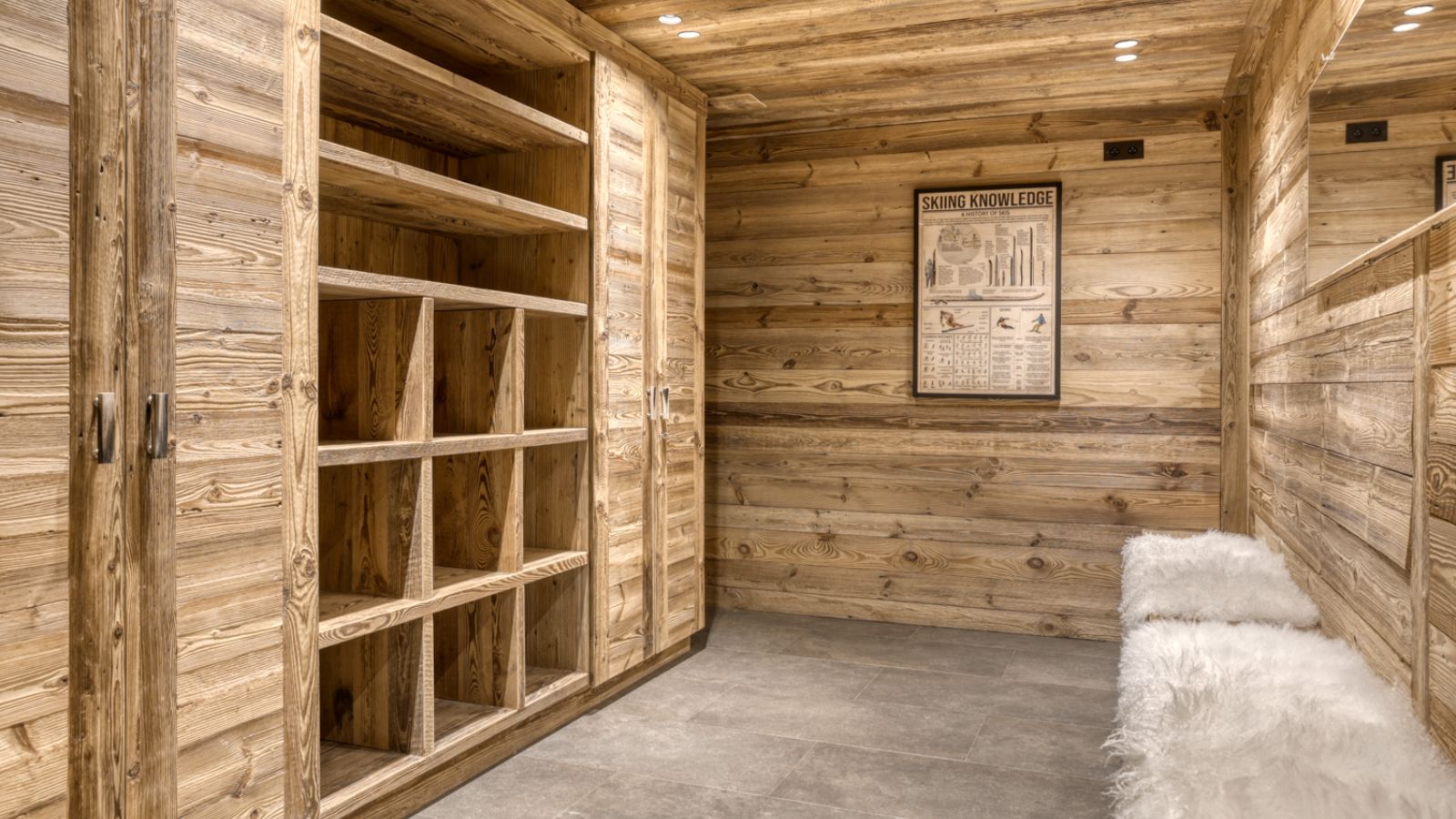 Luxury-Ski-Chalet-Megeve- ChaletL'Échappée-d'Arbois-Oxford-Ski-Company-Ski.jpg