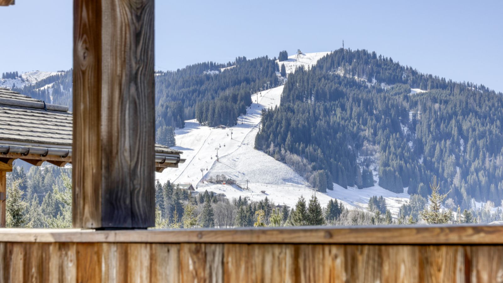 Luxury-Ski-Chalet-Megeve- ChaletL'Échappée-d'Arbois-Oxford-Ski-Company-View.jpg