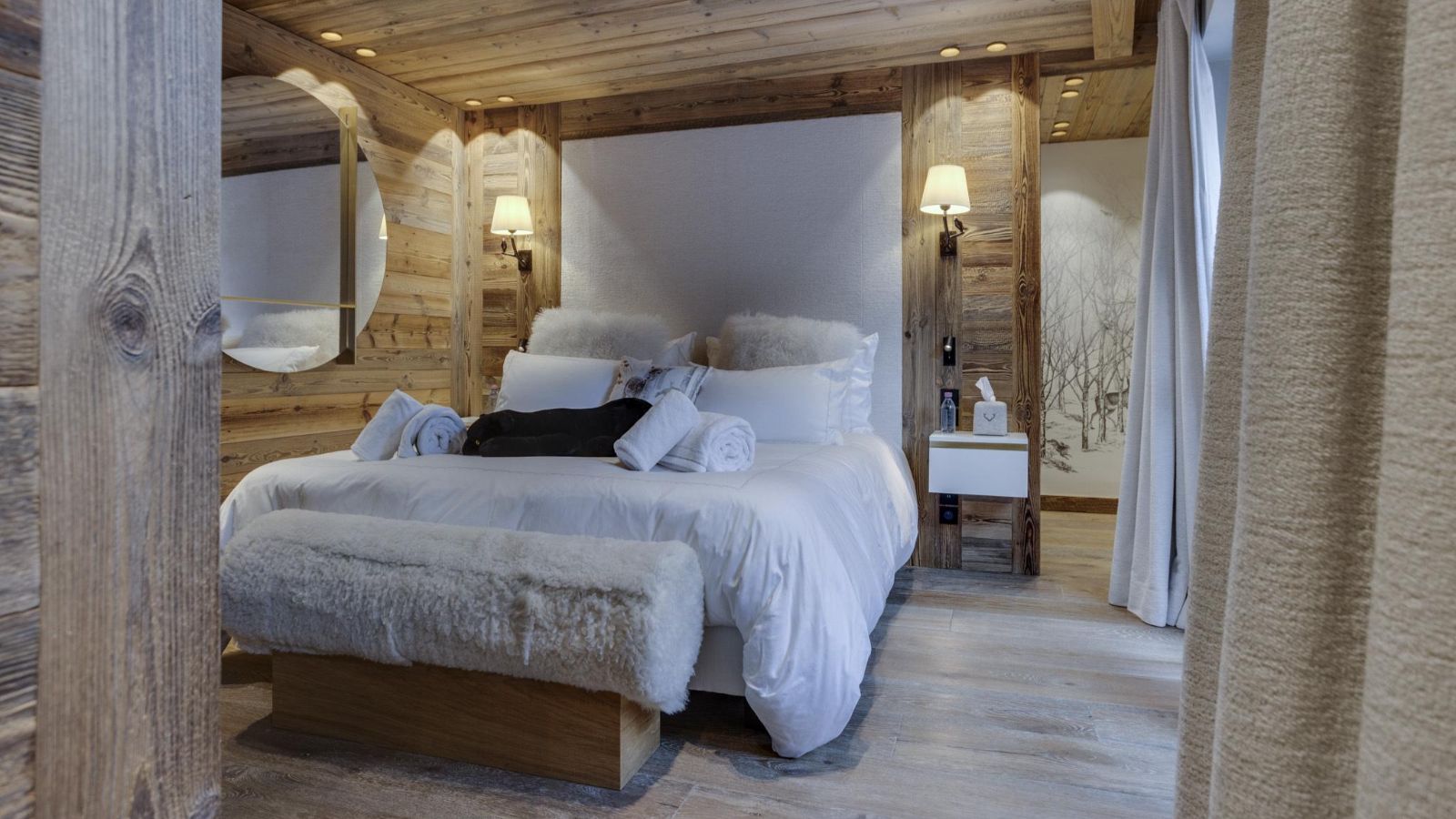 Luxury-Ski-Chalet-Val-D-Isere-Chalet-Ours-Blanc-Oxford-Ski-Bedroom (5).jpg