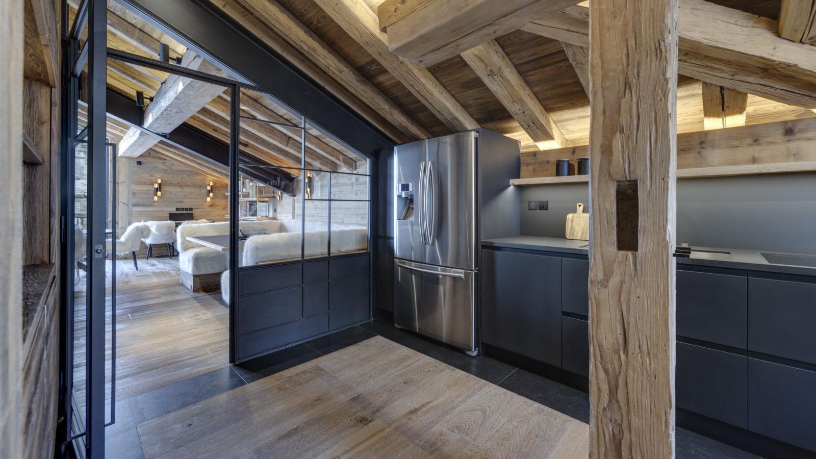 Luxury-Ski-Chalet-Val-D-Isere-Chalet-Ours-Blanc-Oxford-Ski-Kitchen.jpg