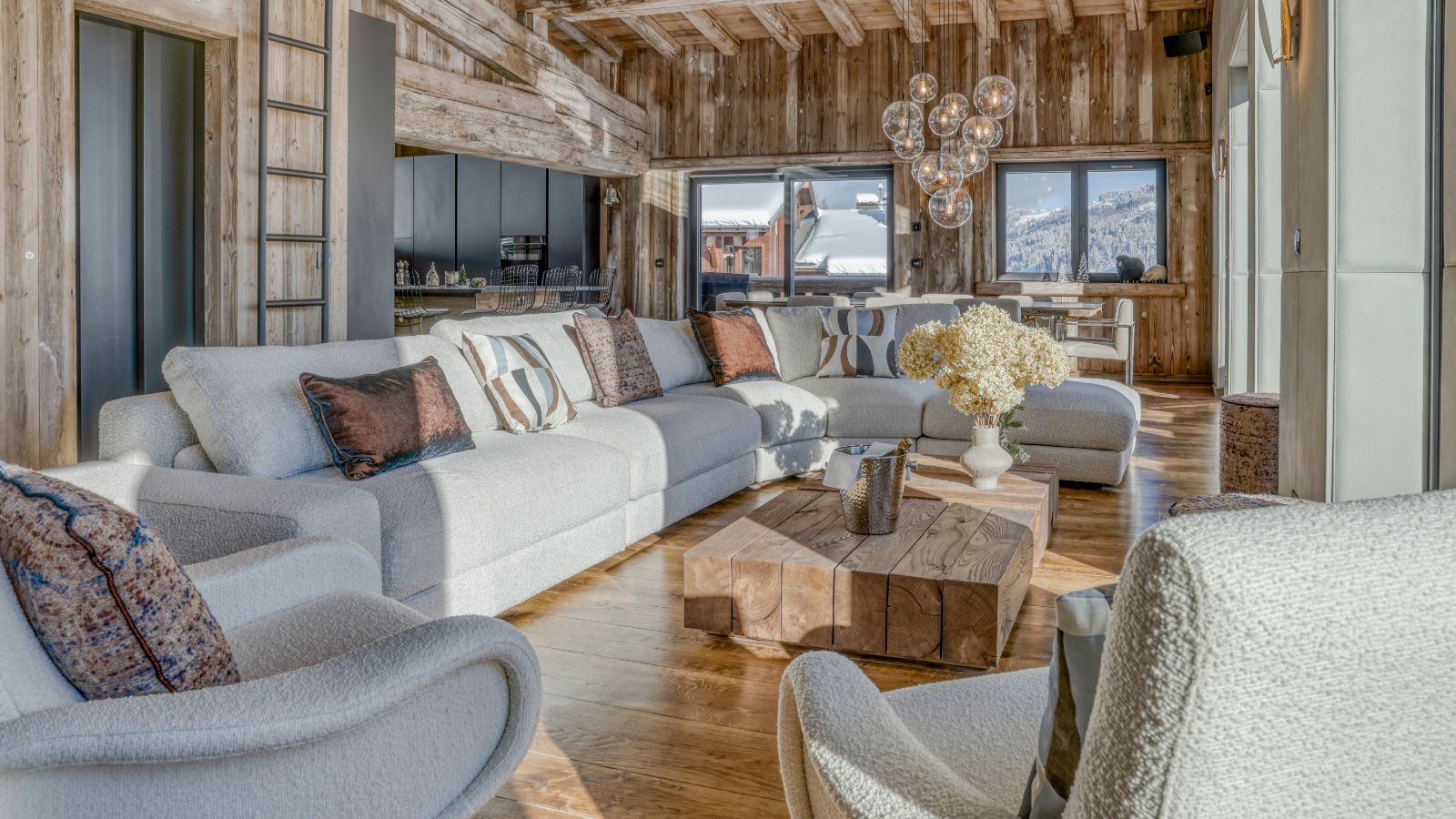 Luxury-Ski-Chalet-Eternel-Megeve-Oxford-Ski-Company-Lounge (5).jpg