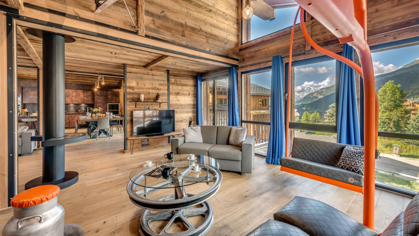 Luxury-Ski-Tignes-Chalet-Monts-Oxford-Ski-Company-Lounge.jpg
