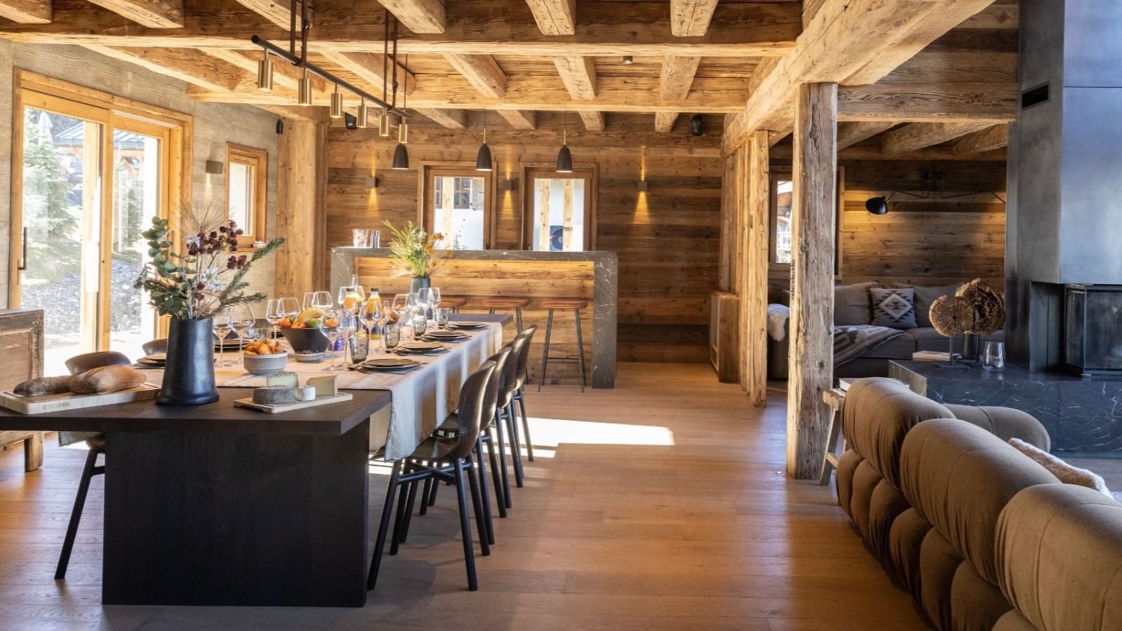 Luxury-Ski-Chalet-Megeve-Chalet-de-la-croix-Oxford-Ski-Dining.jpg