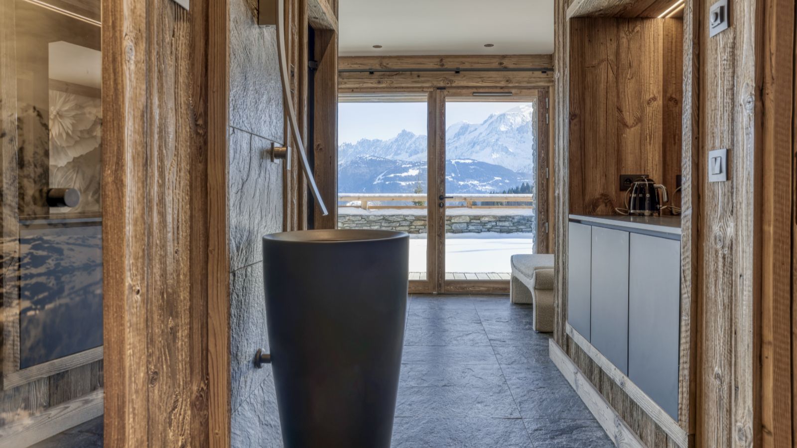 Luxury-Ski-Megeve-Chalet-Vernay-OSC-Spa (2).jpg