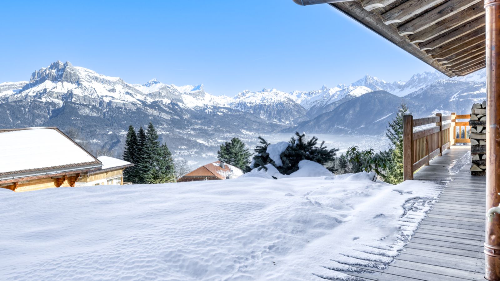 Luxury-Ski-Megeve-Chalet-Vernay-OSC-Outside (2).jpg