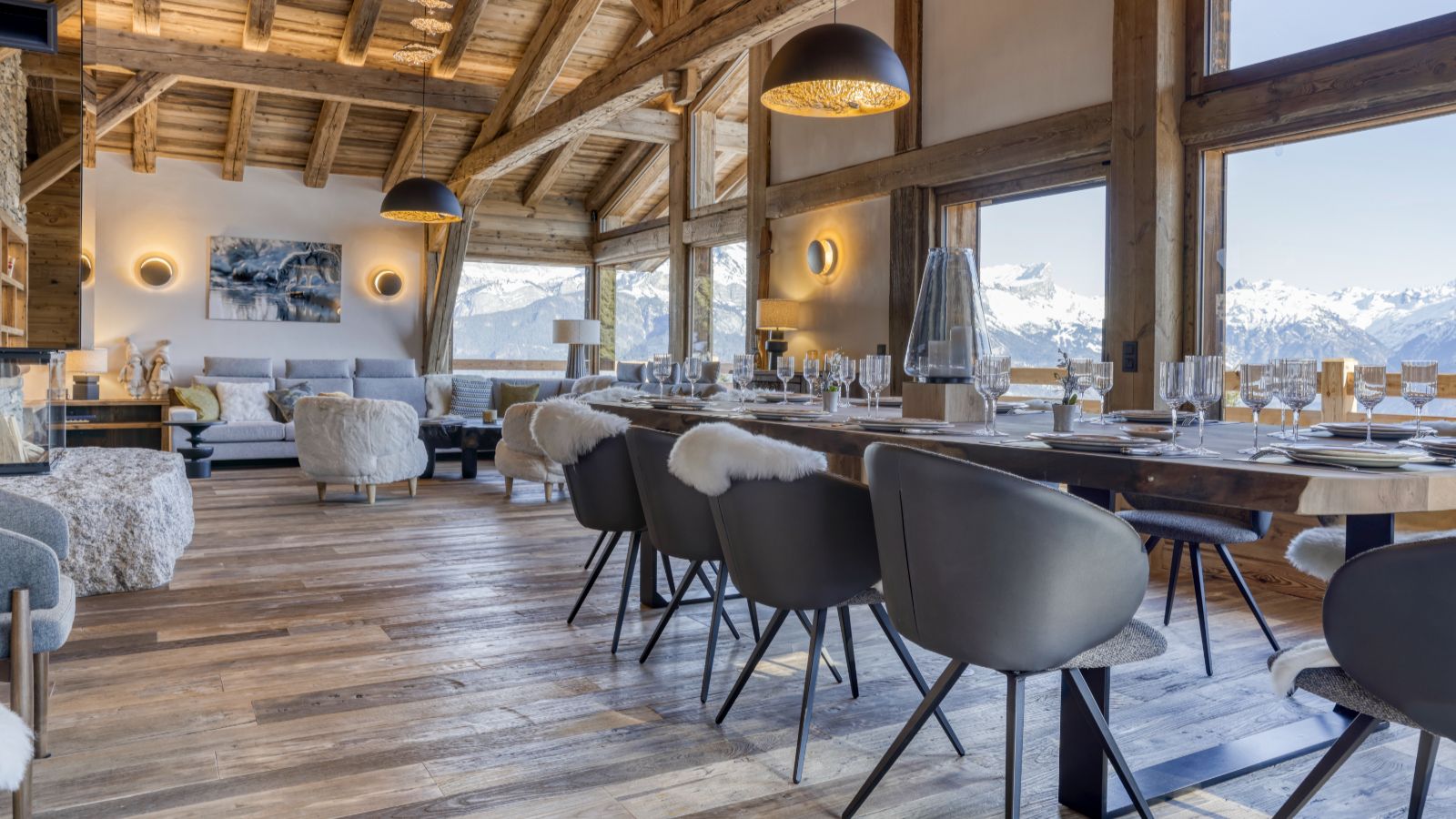 Luxury-Ski-Megeve-Chalet-Vernay-OSC-DiningLiving.jpg