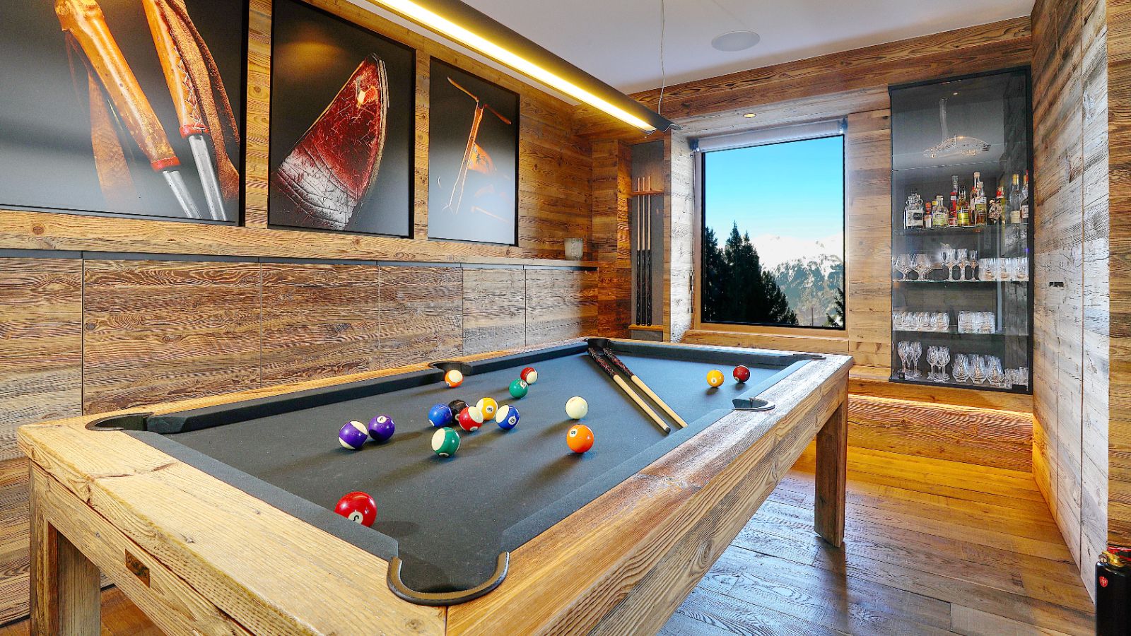 Luxury-Ski-Chalet-Courchevel-1850-Chalet-Le-1850-Oxford-Ski-Billiards.jpeg