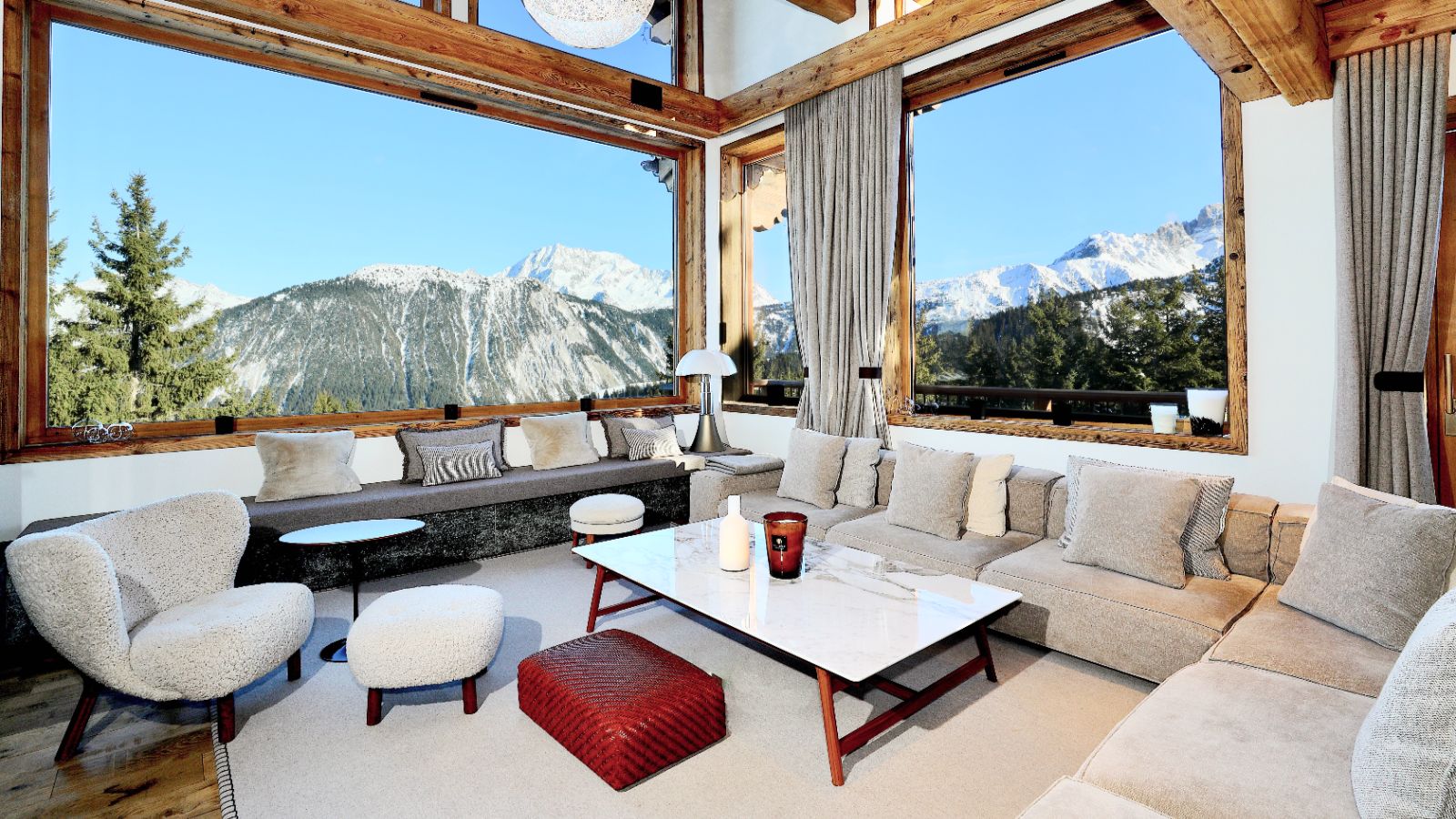 Luxury-Ski-Chalet-Courchevel-1850-Chalet-Le-1850-Oxford-Ski-Lounge4.jpeg