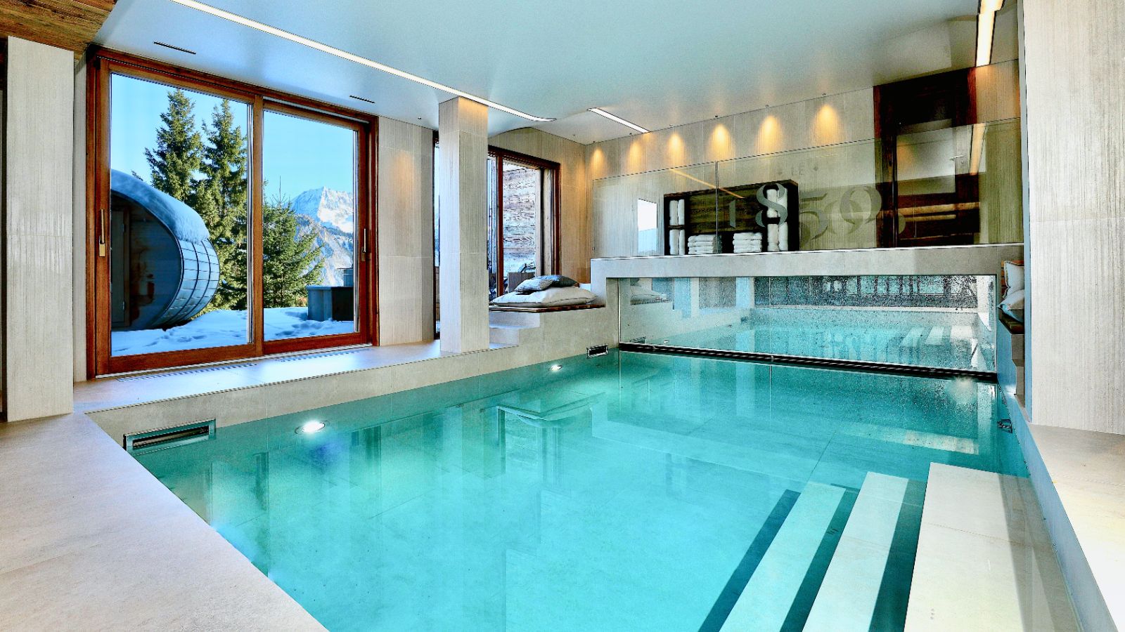 Luxury-Ski-Chalet-Courchevel-1850-Chalet-Le-1850-Oxford-Ski-Pool3.jpeg