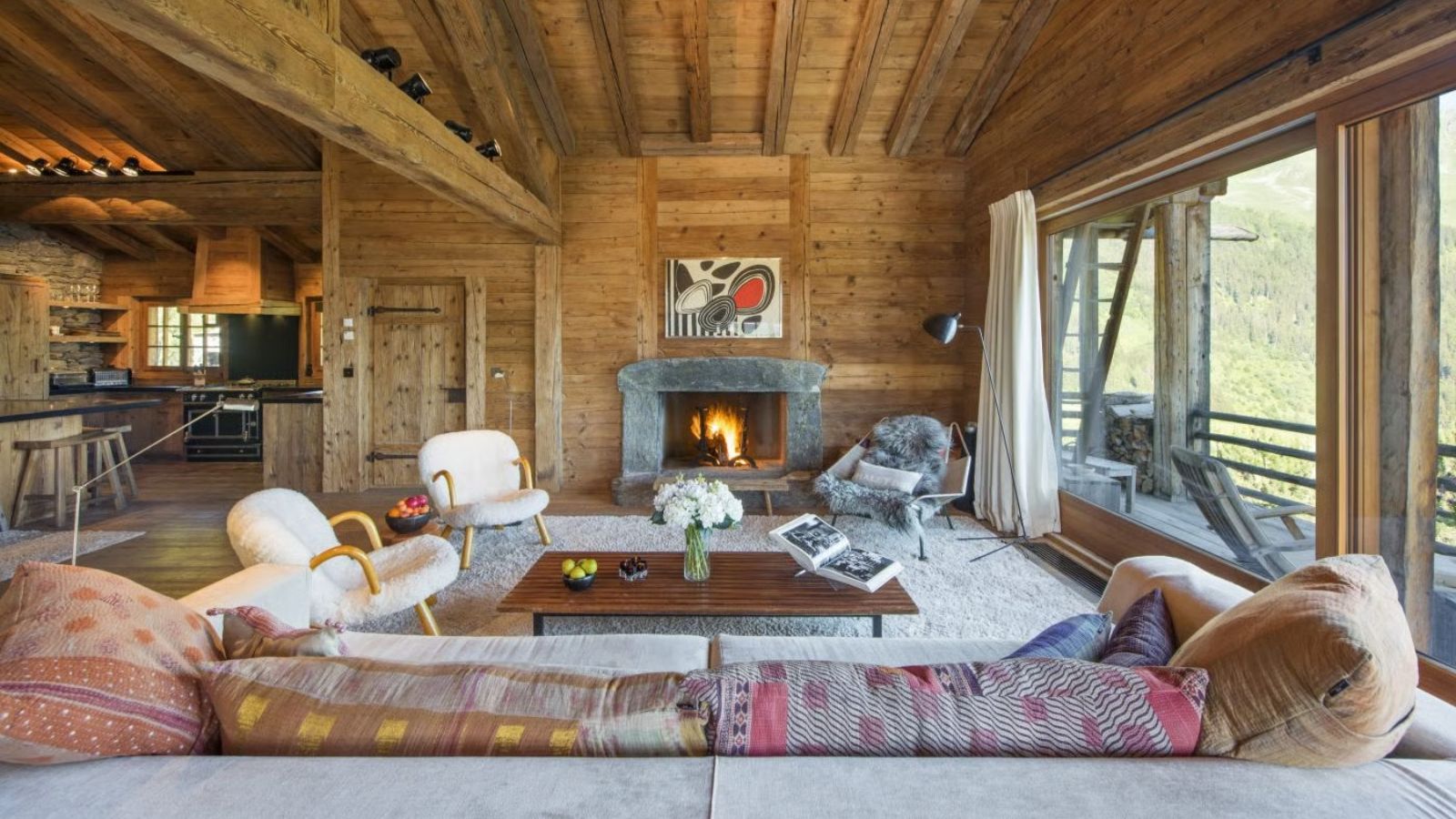Luxury-Ski-Verbier-Chalet-bibi-OSC-Lounge.jpg