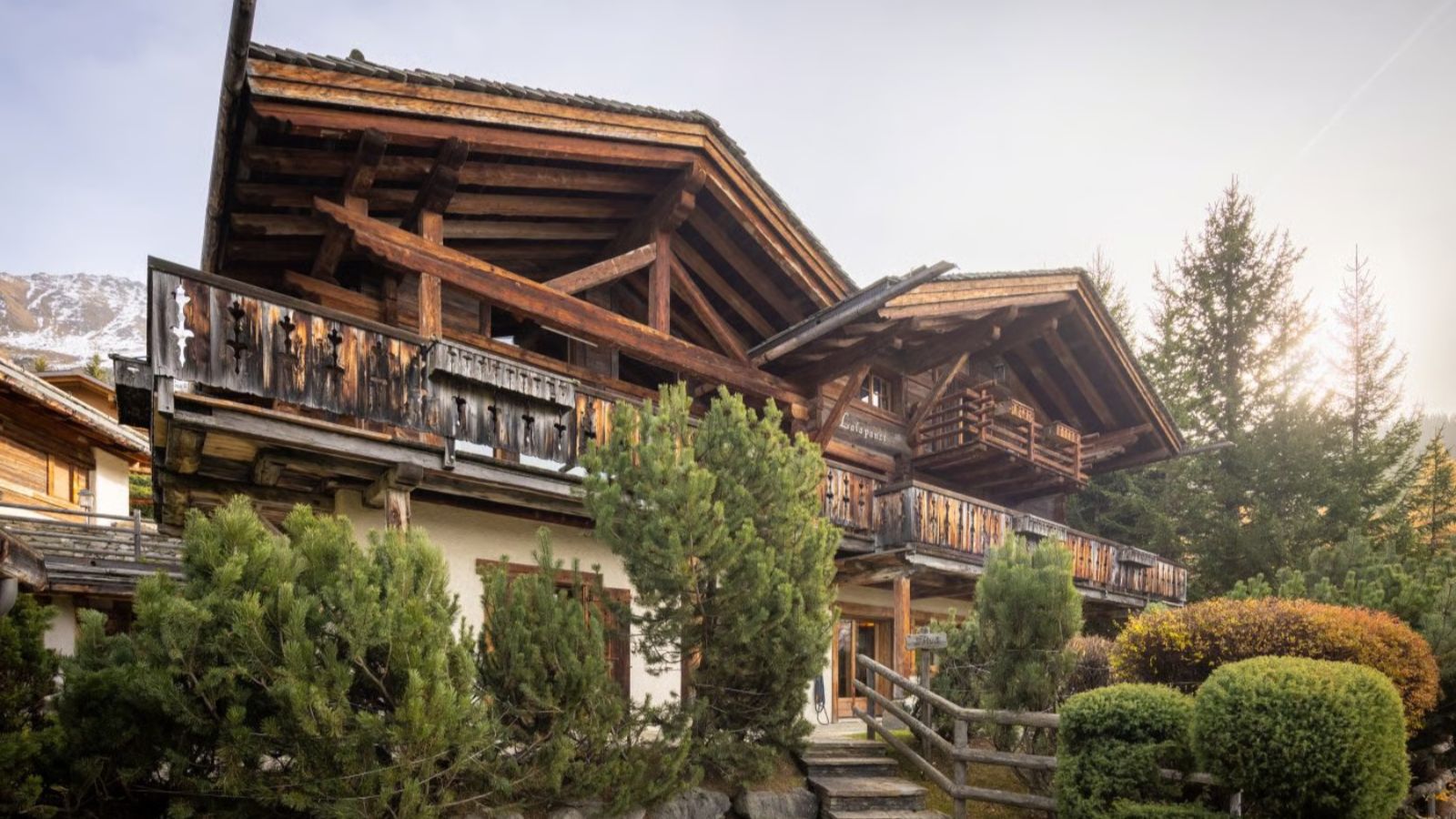 Luxury-Ski-Verbier-Chalet-lalapanzi-OSC-Chalet.jpg