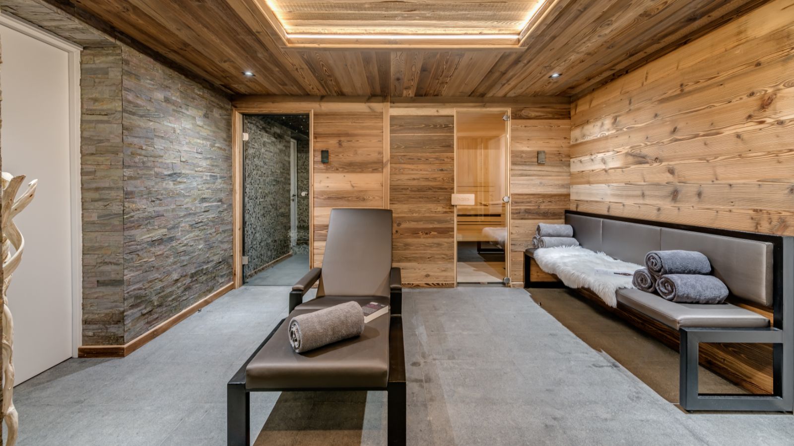 Luxury-Ski-Tignes-Chalet Merveilles-OSC-Spa.jpg
