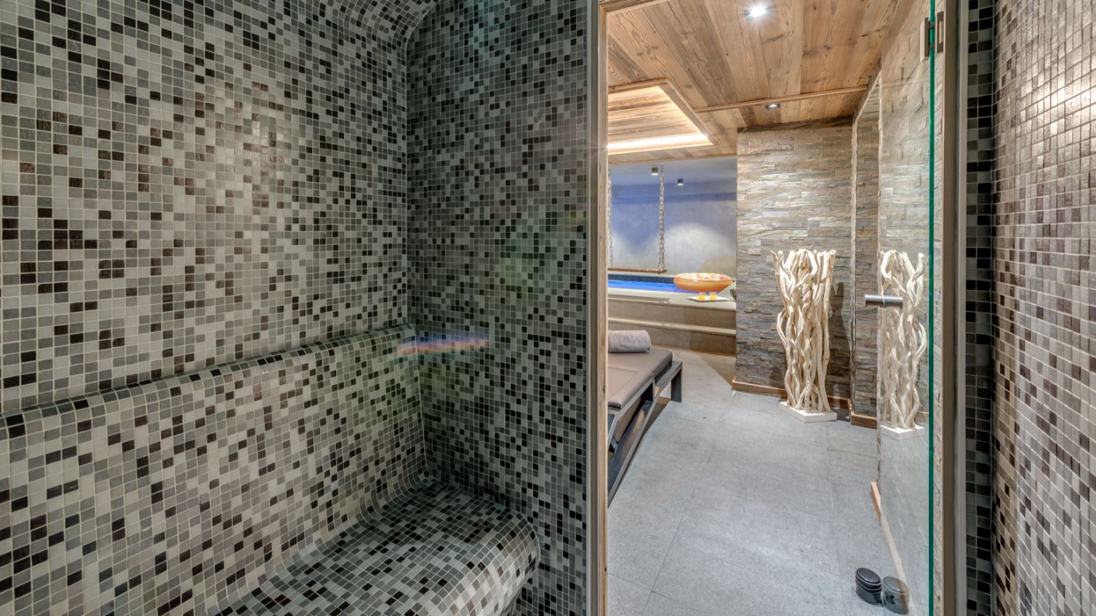 Luxury-Ski-Tignes-Chalet Merveilles-OSC- Hammam.jpg