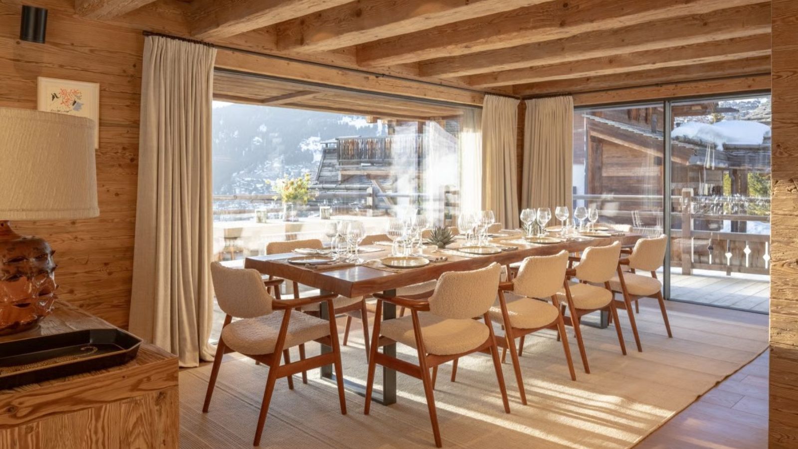 Luxury-Ski-Verbier-Chalet-pierrier-OSC-Dining.jpg