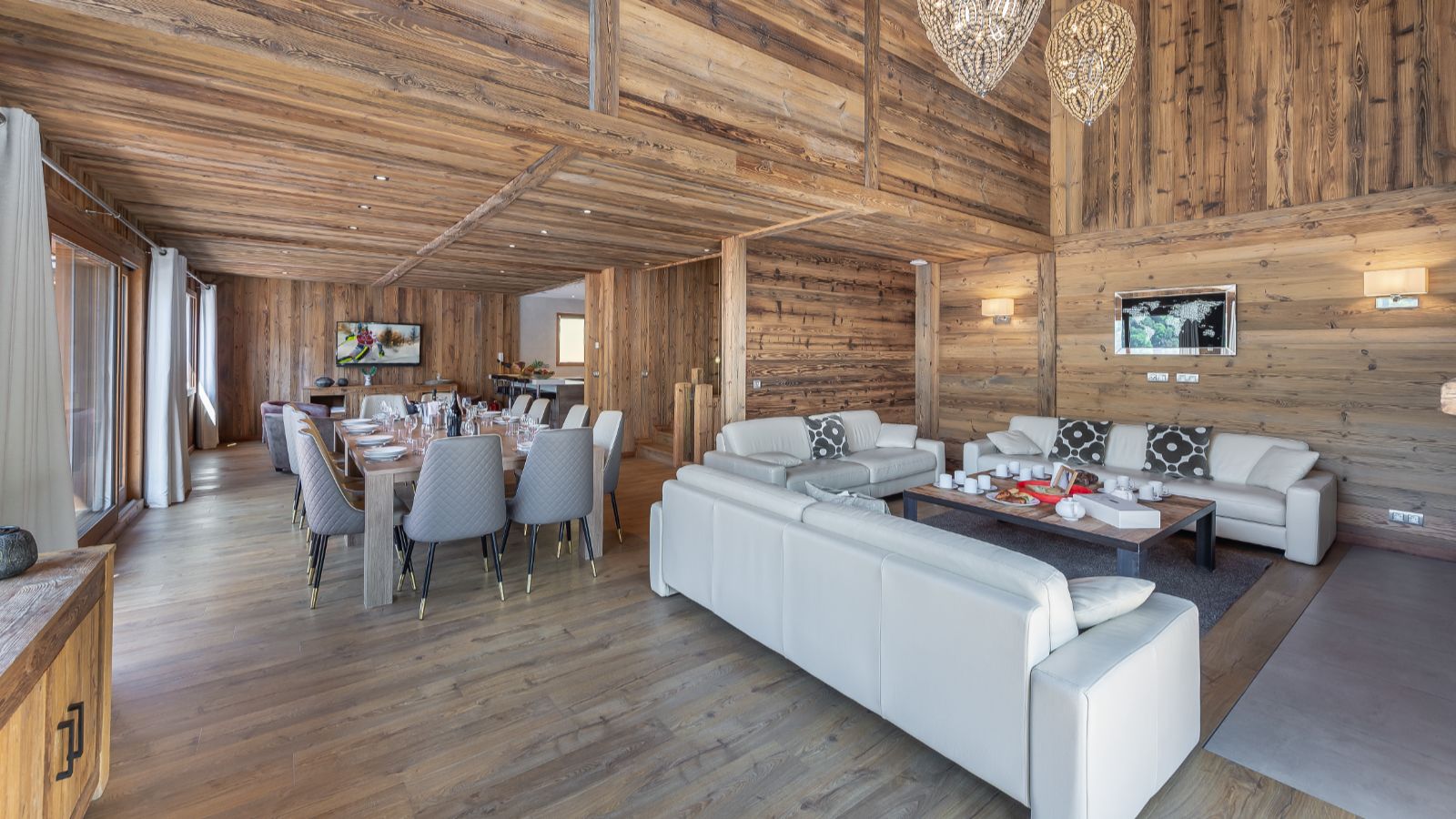 Luxury-Ski-Chalet-Meribel-Chalet-Kashmir-Oxford-Ski-Lounge.jpg