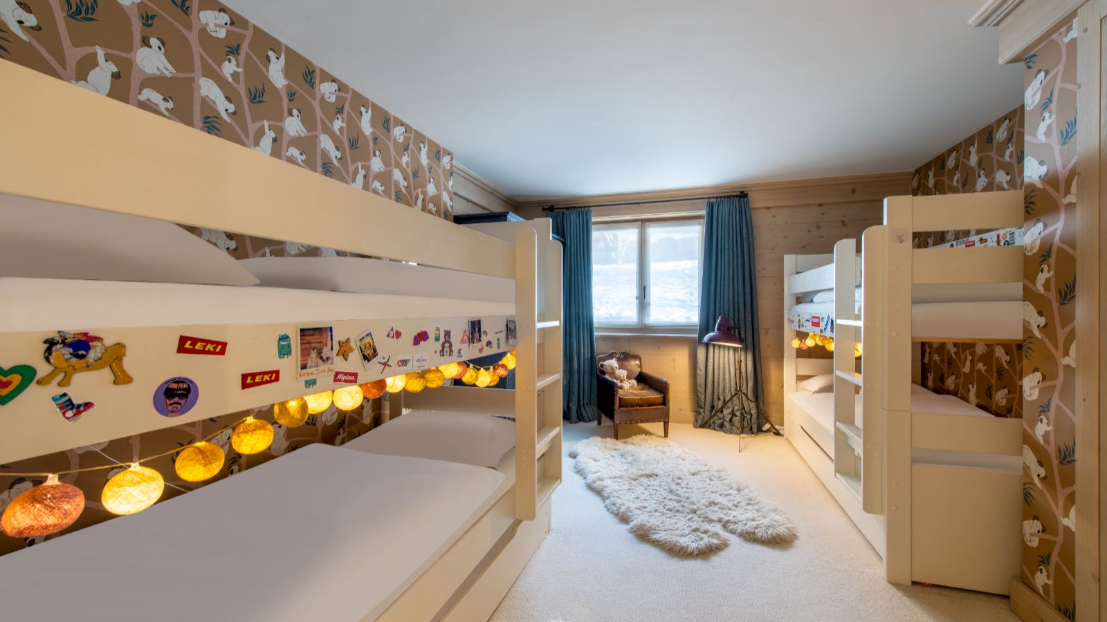 Luxury-Ski-Chalet-Verbier-Cantarella-Oxford-Ski-Bunk-Bedroom.jpg