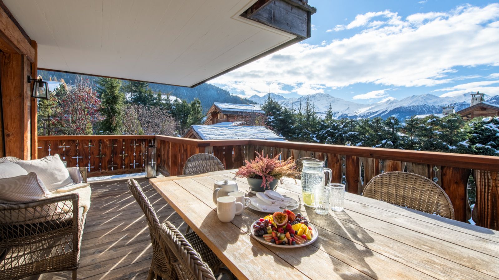 Luxury-Ski-Chalet-Verbier-Cantarella-Oxford-Ski-Terrace.jpg