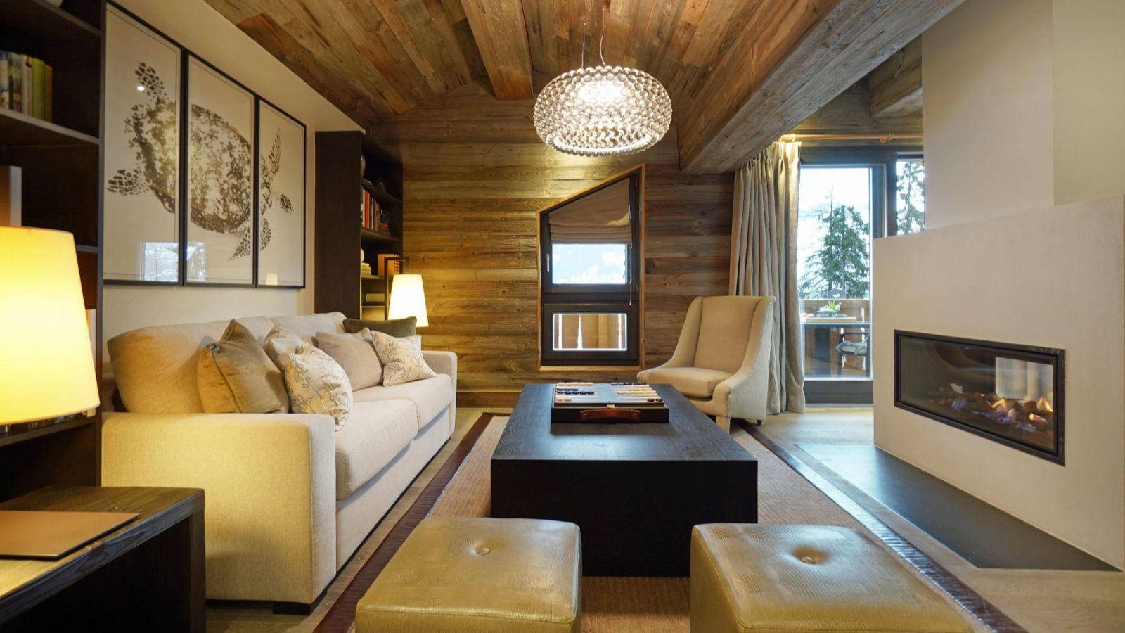 Luxury-Ski-Chalet-Verbier -The Lodge -OSC-Lounge (3).jpg