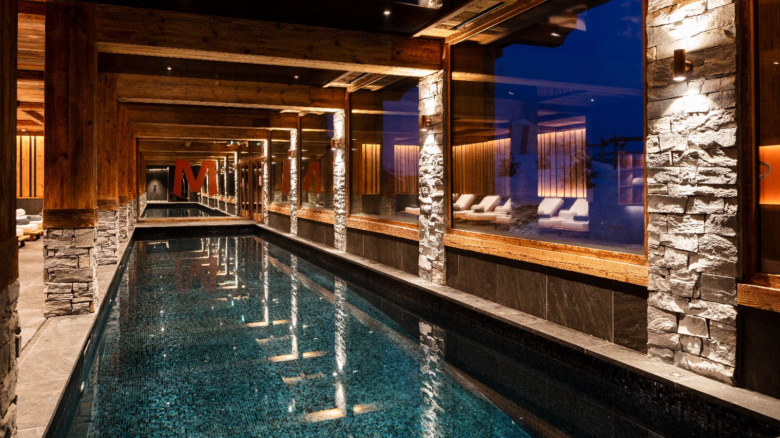 Luxury-Ski-Hotel-MLodge-OSC-Pool (2).jpg