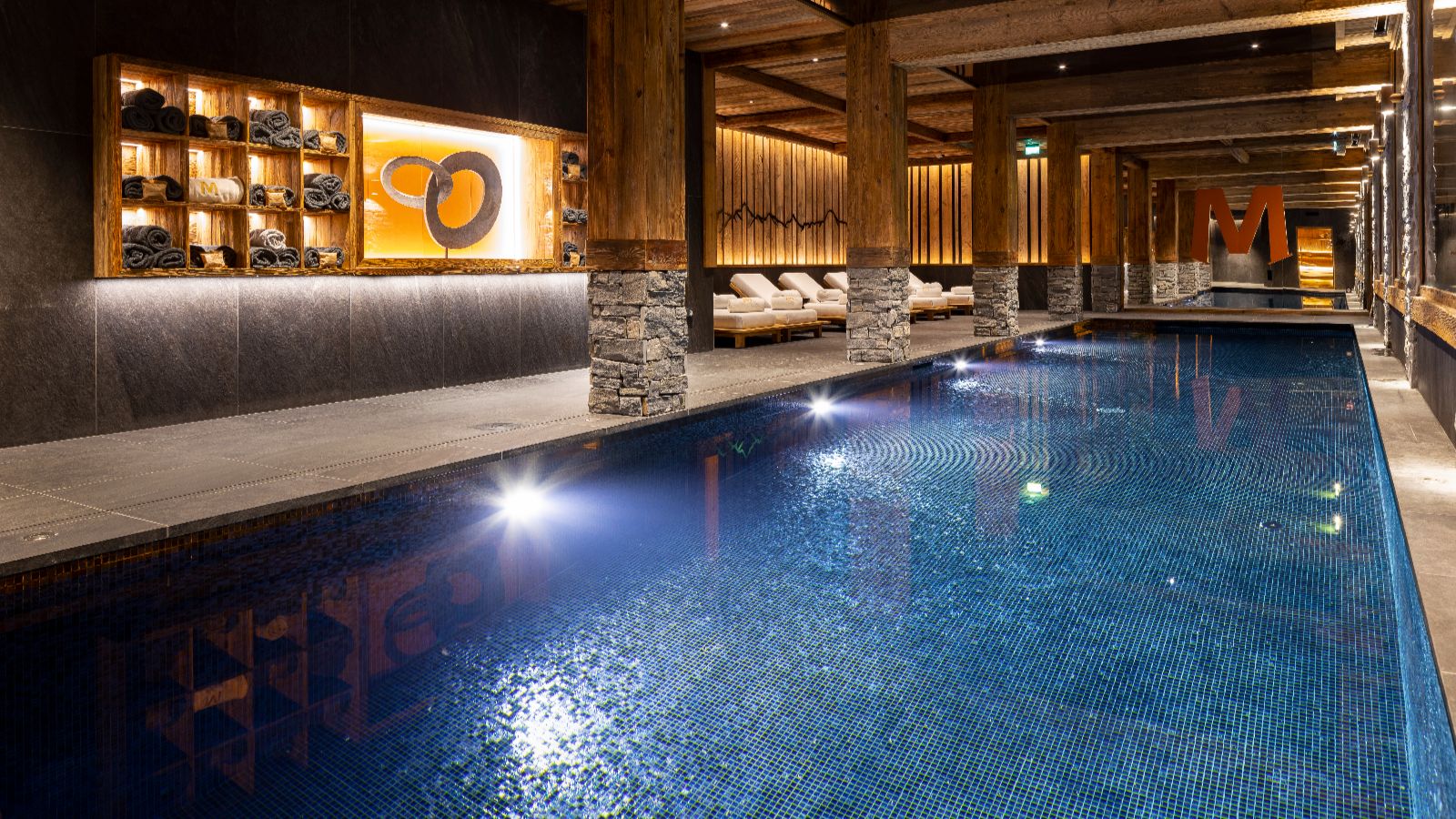 Luxury-Ski-Hotel-MLodge-OSC-Pool (3).jpg