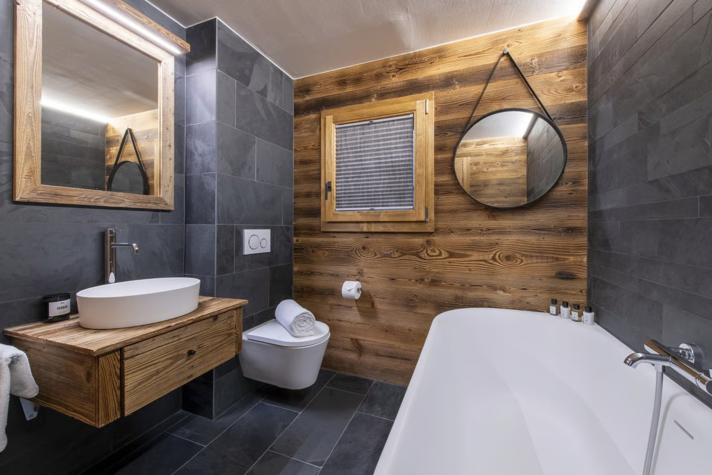 Luxury-Ski-Chalet-Verbier-Chalet Cortil-OSC-Bathroom1.jpg